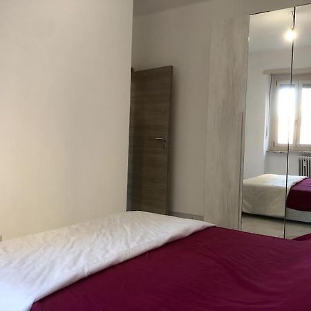 Casa Martina Pronta Per Te, Con Due Stanze Da Letto! Apartamento Turim Exterior foto