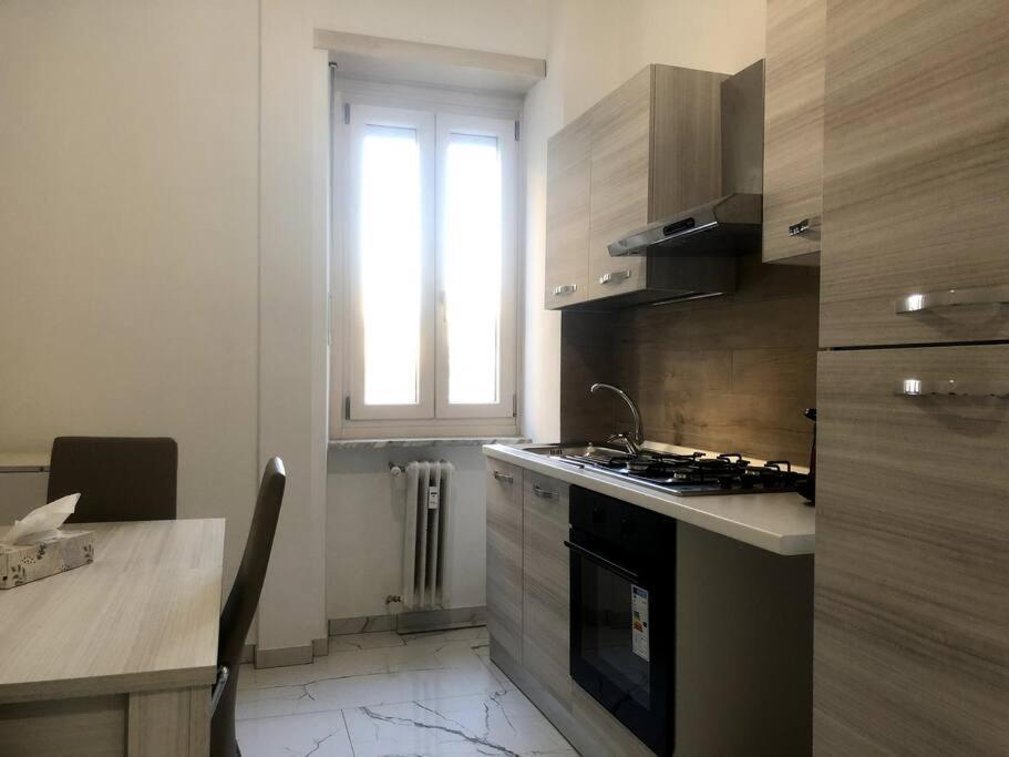 Casa Martina Pronta Per Te, Con Due Stanze Da Letto! Apartamento Turim Exterior foto