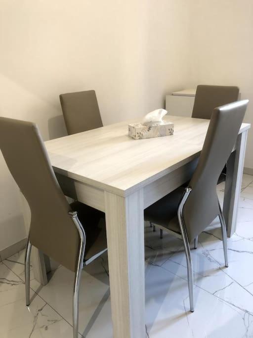 Casa Martina Pronta Per Te, Con Due Stanze Da Letto! Apartamento Turim Exterior foto