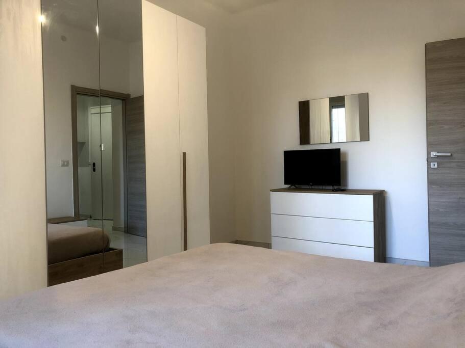 Casa Martina Pronta Per Te, Con Due Stanze Da Letto! Apartamento Turim Exterior foto