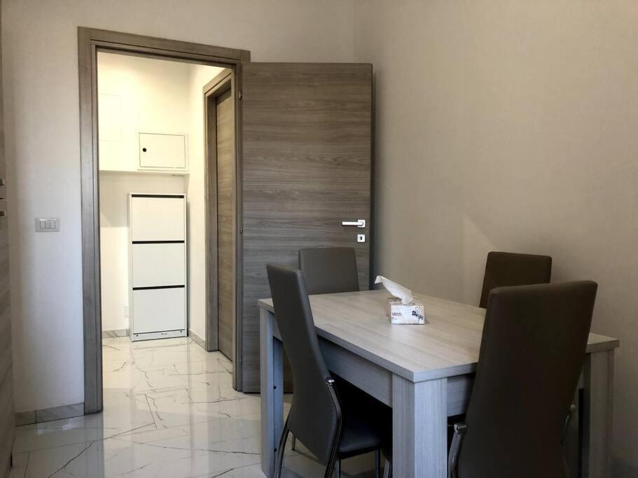 Casa Martina Pronta Per Te, Con Due Stanze Da Letto! Apartamento Turim Exterior foto